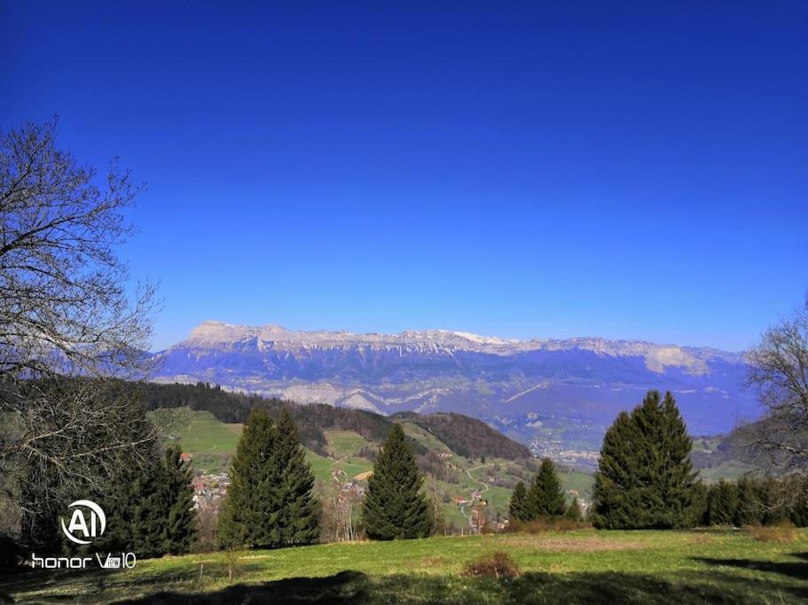 Villa La Tour En Belledonne à Theys Extérieur photo